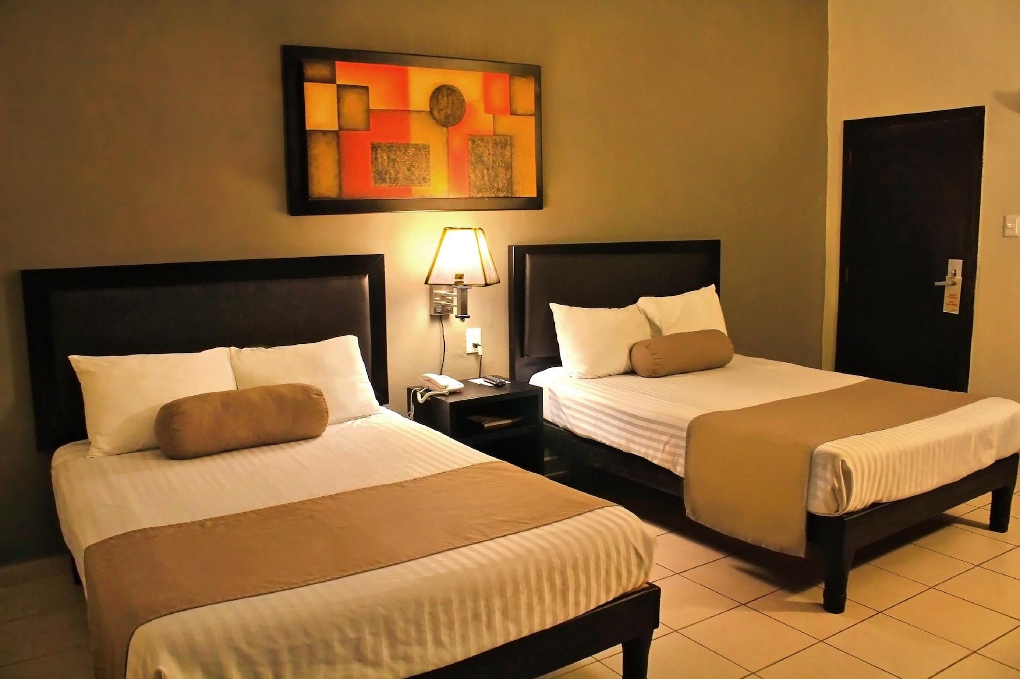 Hotel La Siesta Malecon Mazatlan Exterior photo