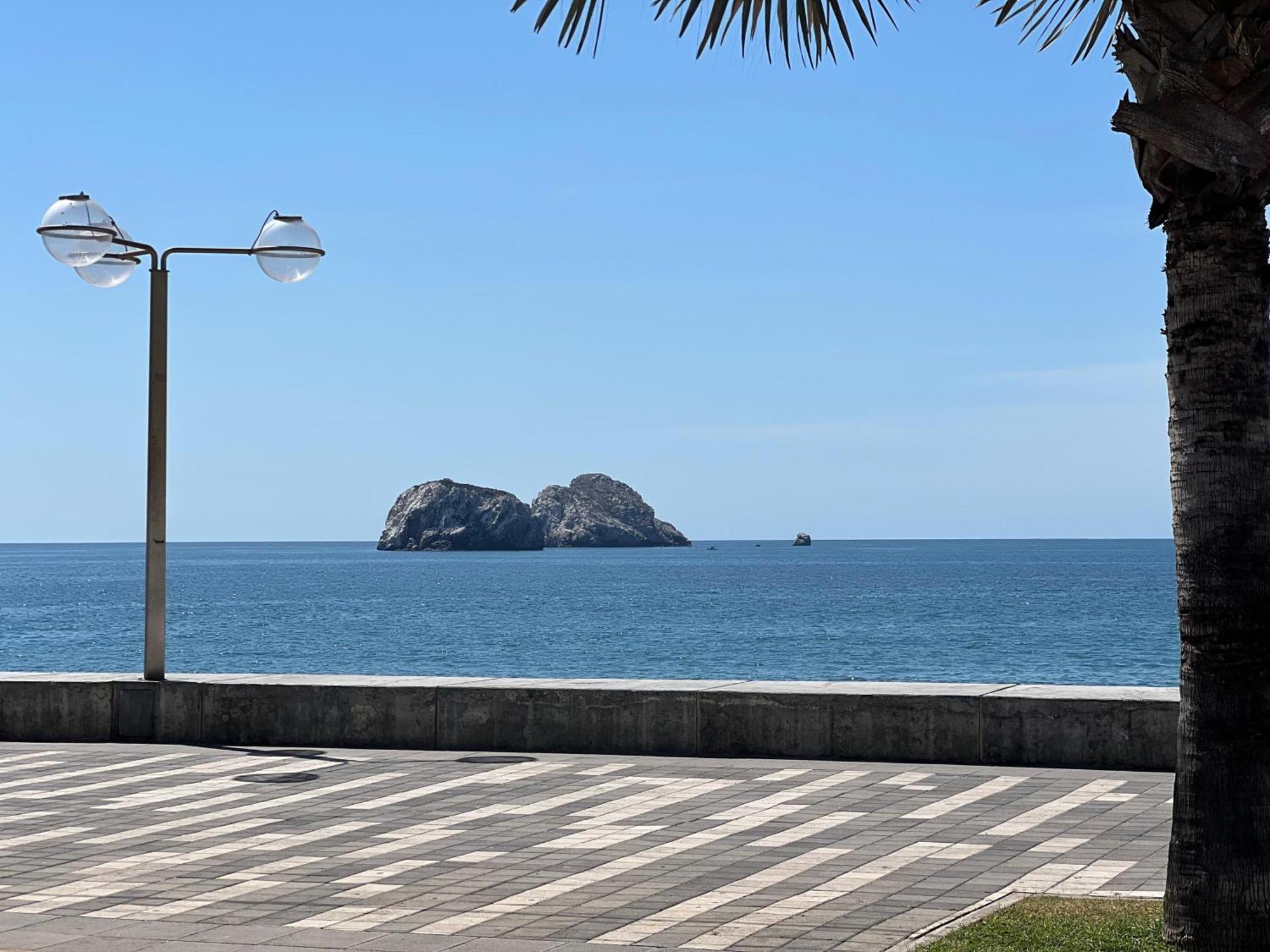 Hotel La Siesta Malecon Mazatlan Exterior photo