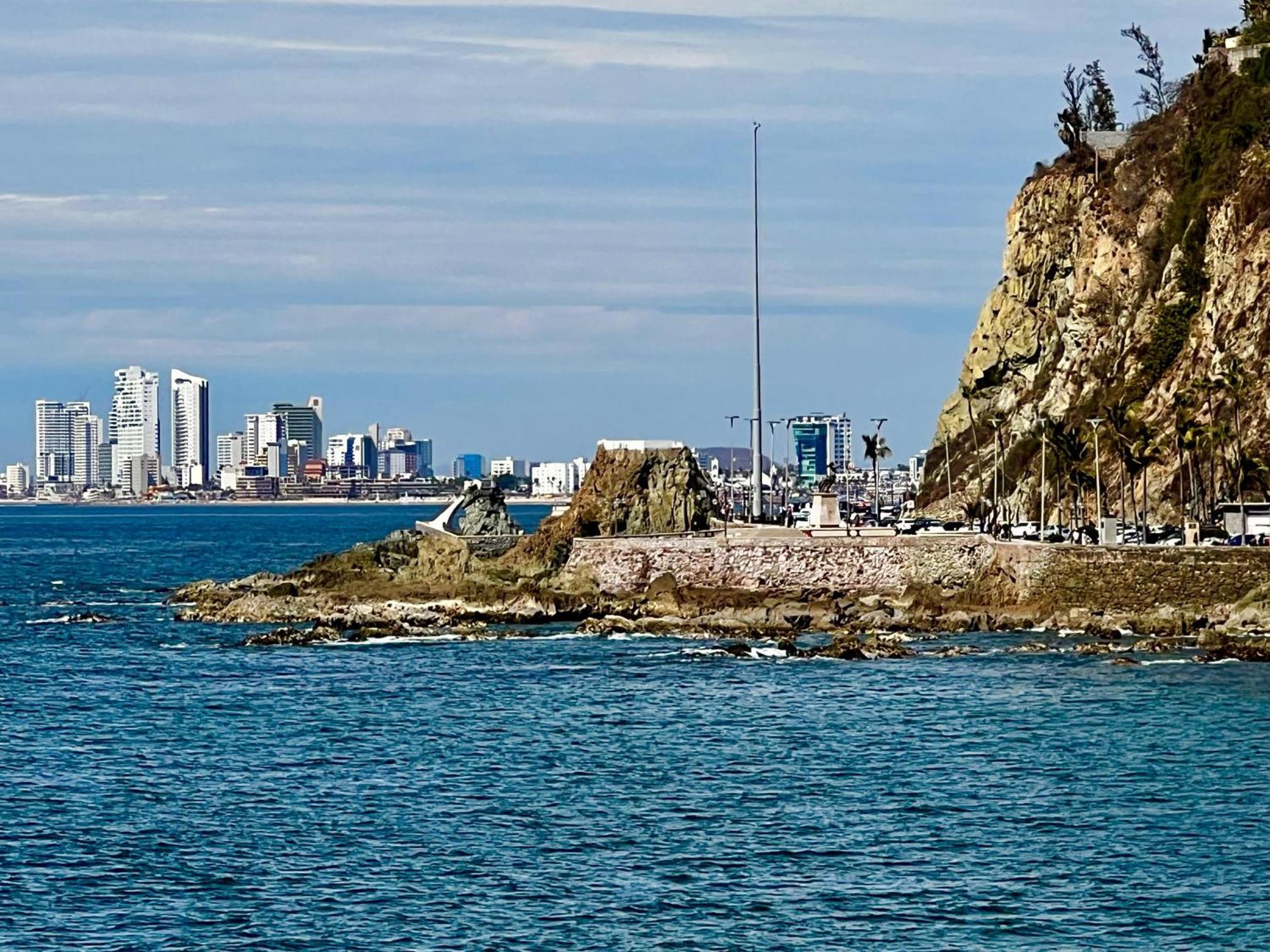 Hotel La Siesta Malecon Mazatlan Exterior photo