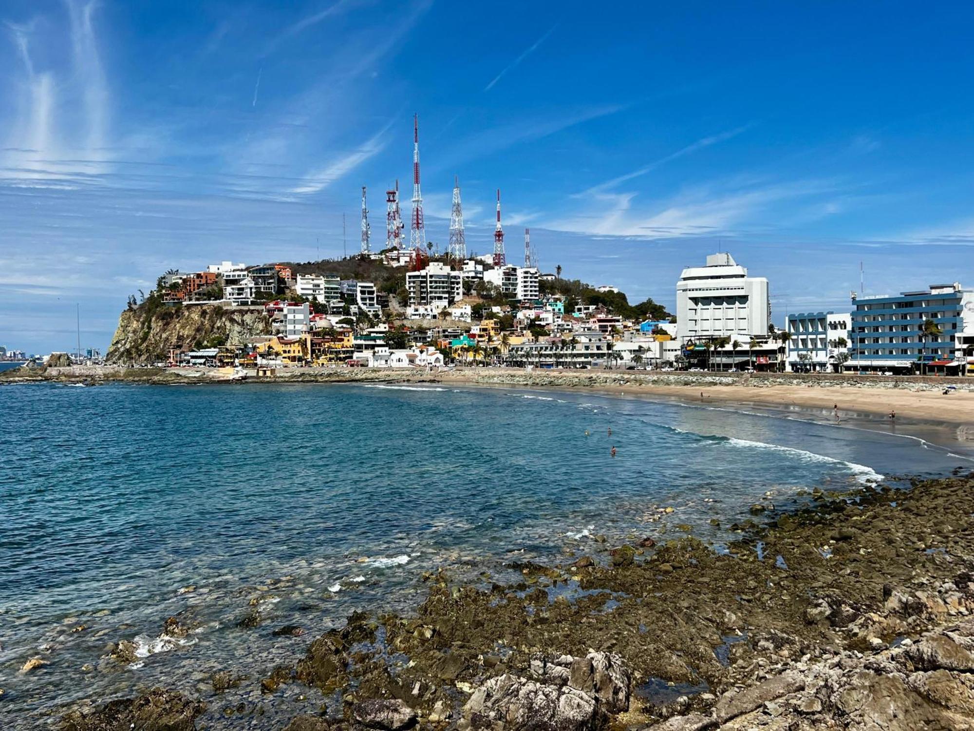 Hotel La Siesta Malecon Mazatlan Exterior photo