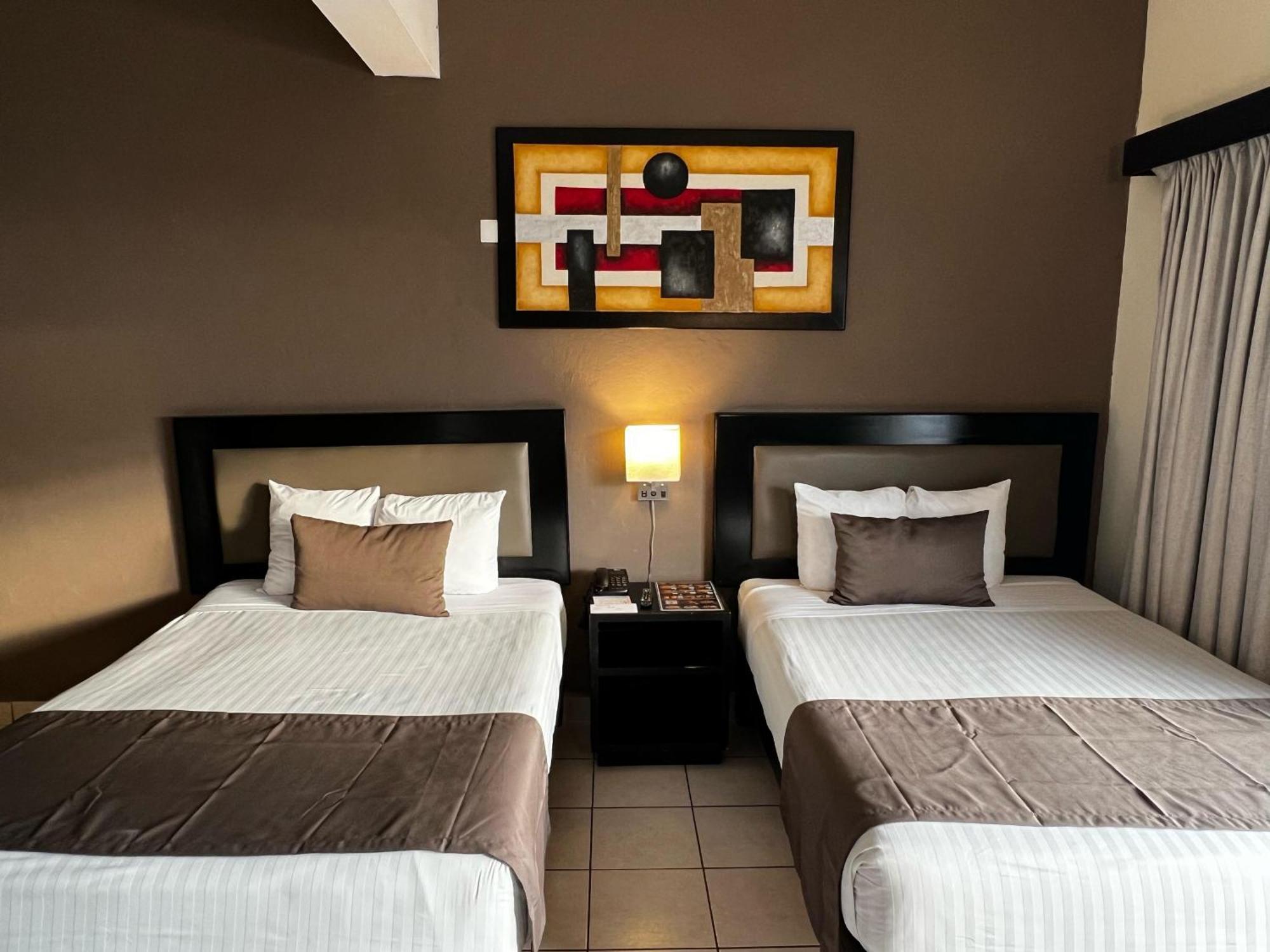 Hotel La Siesta Malecon Mazatlan Room photo